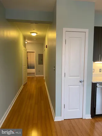 $1,900 | 4742 Pine Street, Unit 202, Philadelphia, PA 19143