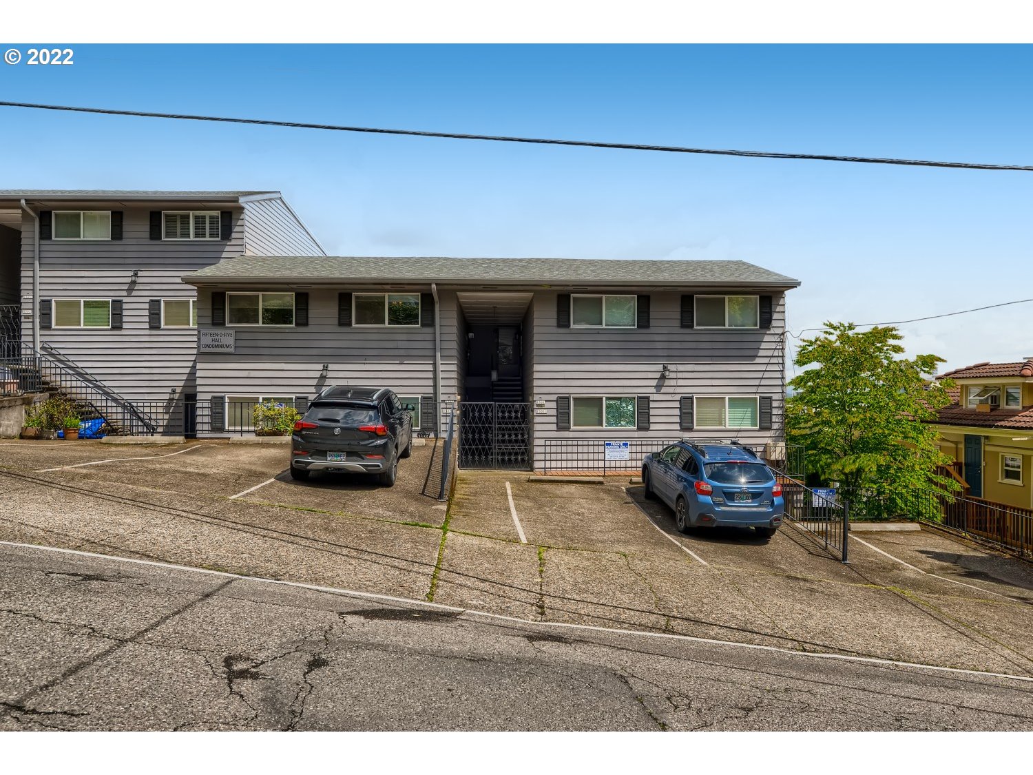 a house view with a outdoor space