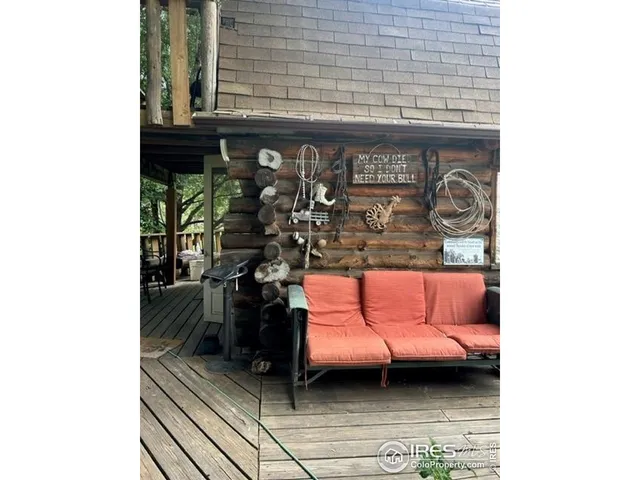 a view of a door of the house