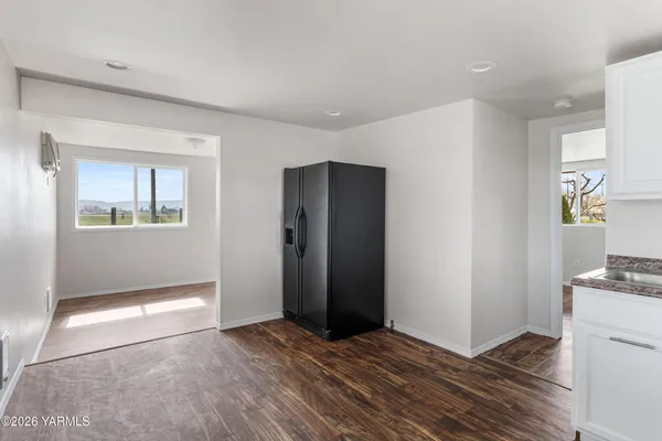 $289,995 | 6931 Progressive Road, Wapato, WA 98951