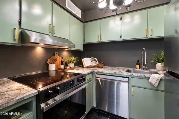 $199,999 | 1018 East Osborn Road, Unit E, Phoenix, AZ 85014