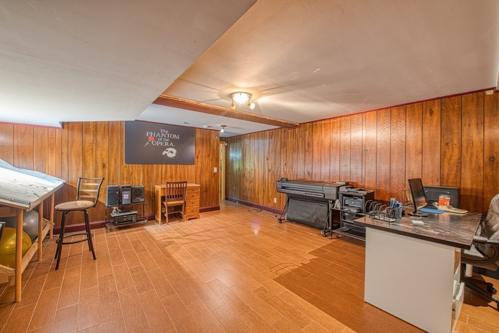 331 Mountain Street Sharon, MA 02067 - Photo 20 of 33