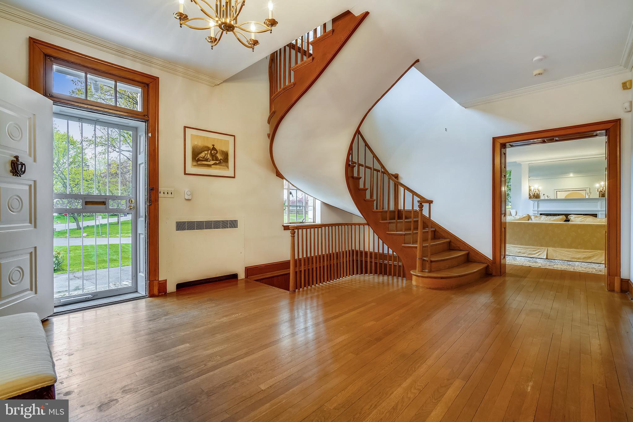 9101 Crosby Road Silver Spring, MD 20910 - Photo 2 of 89 Foyer
