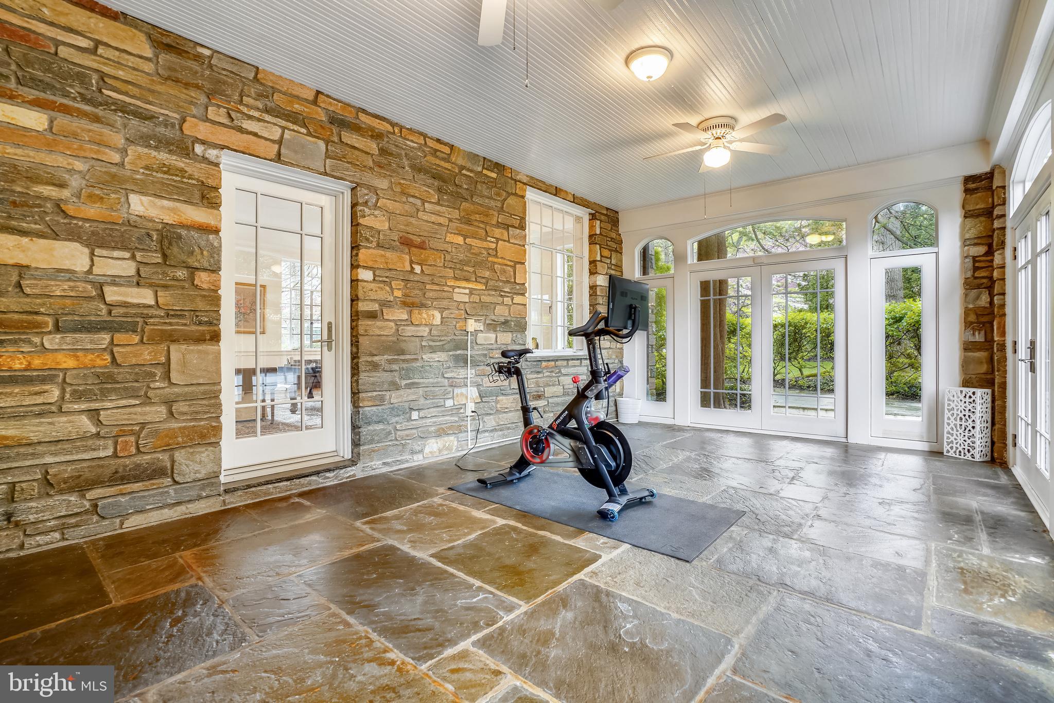 9101 Crosby Road Silver Spring, MD 20910 - Photo 12 of 89 Solarium