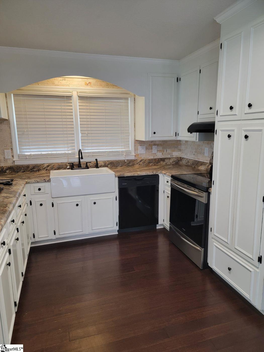 2078 Edwards Lake Road Greer, SC 29651 - Photo 10 of 13