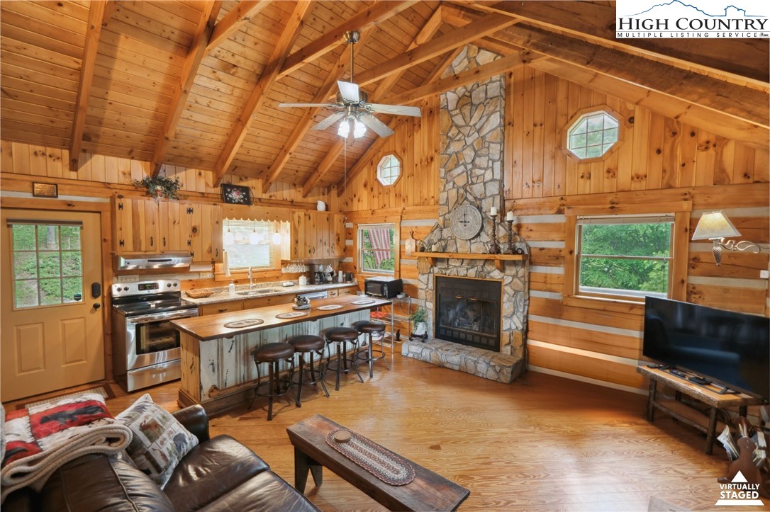 710 River Hills Road Lansing, NC 28643 - Photo 11 of 39