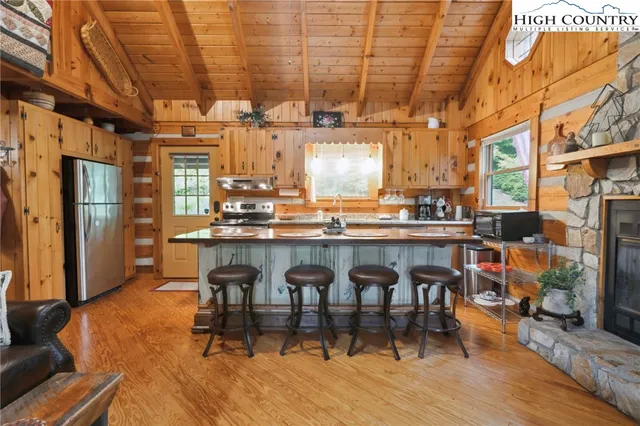 $489,900 | 710 River Hills Road, Lansing, NC 28643