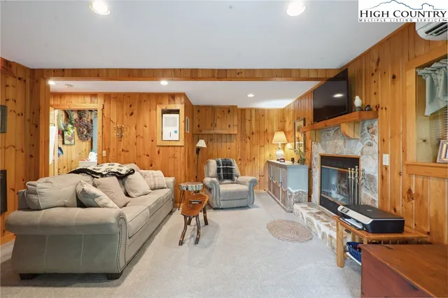 $489,900 | 710 River Hills Road, Lansing, NC 28643