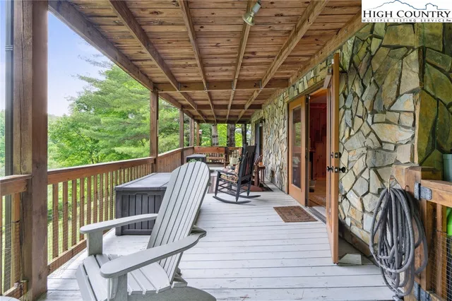 $489,900 | 710 River Hills Road, Lansing, NC 28643