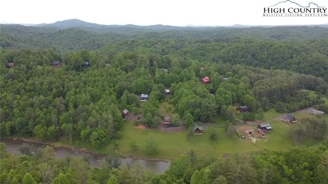 $489,900 | 710 River Hills Road, Lansing, NC 28643