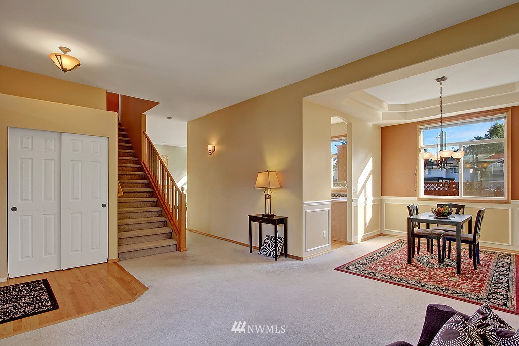 1402 237th Place Southwest Bothell, WA 98021 - Photo 2 of 18