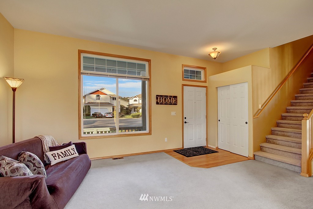 1402 237th Place Southwest Bothell, WA 98021 - Photo 4 of 18