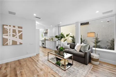 $2,500,000 | 27 Palm Beach Court, Dana Point, CA 92629