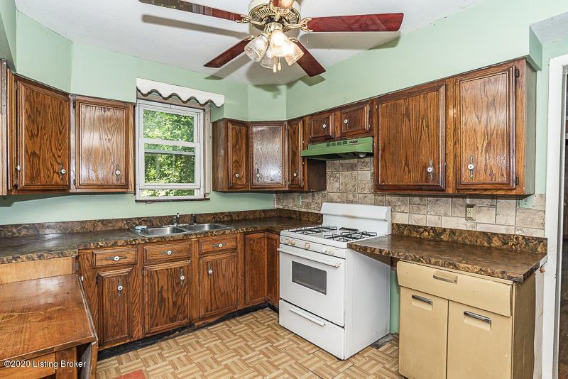 8001 Todds Point Road Crestwood, KY 40014 - Photo 21 of 23 Kitchen