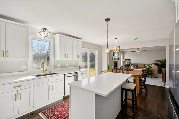 $434,900 | 24395 Patriot Lane, Crete, IL 60417