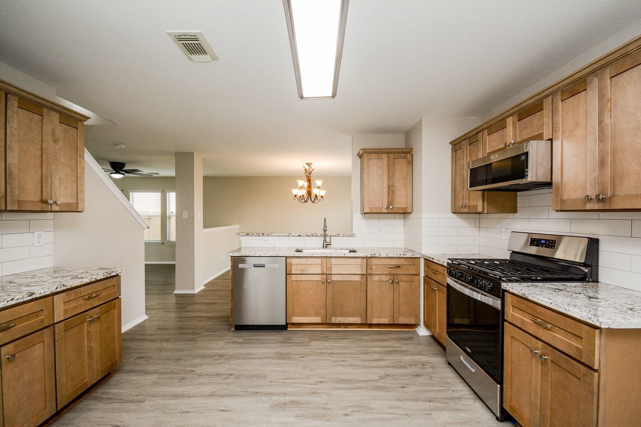 20006 Spring Wreath Lane Cypress, TX 77433 - Photo 13 of 33