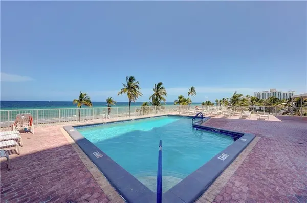 $3,000 | 3111 North Ocean Drive, Unit 1205, Hollywood, FL 33019