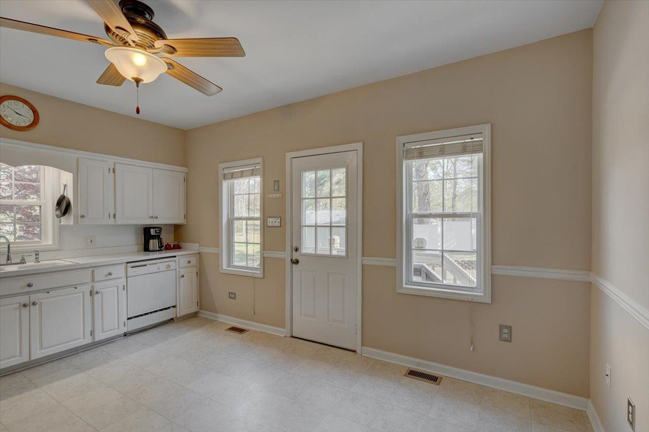 3401 High Gate Road Raleigh, NC 27603 - Photo 6 of 31 Photo 6