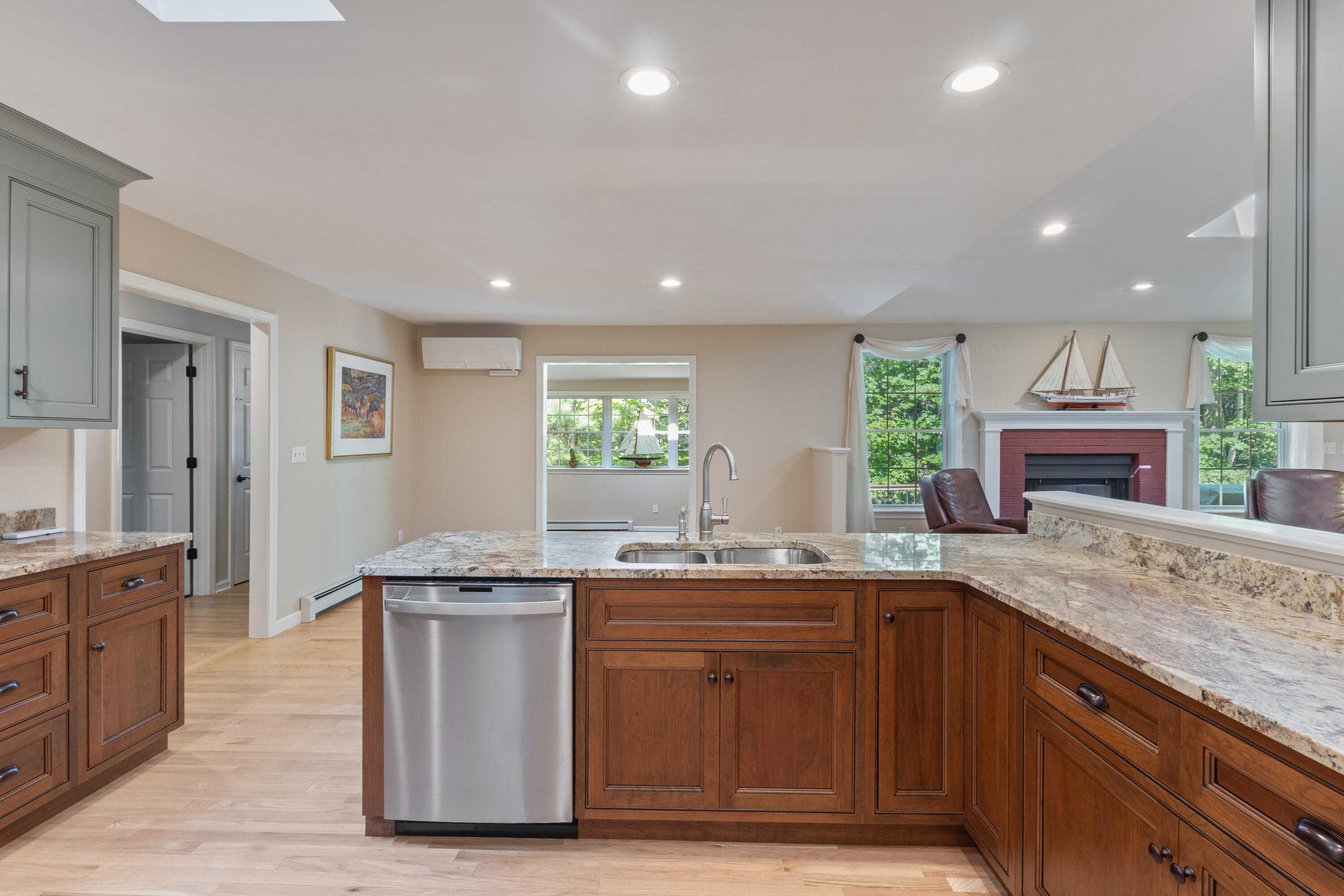 21 Vines Road Saco, ME 04072 - Photo 10 of 49 21_Vines_Rd_08