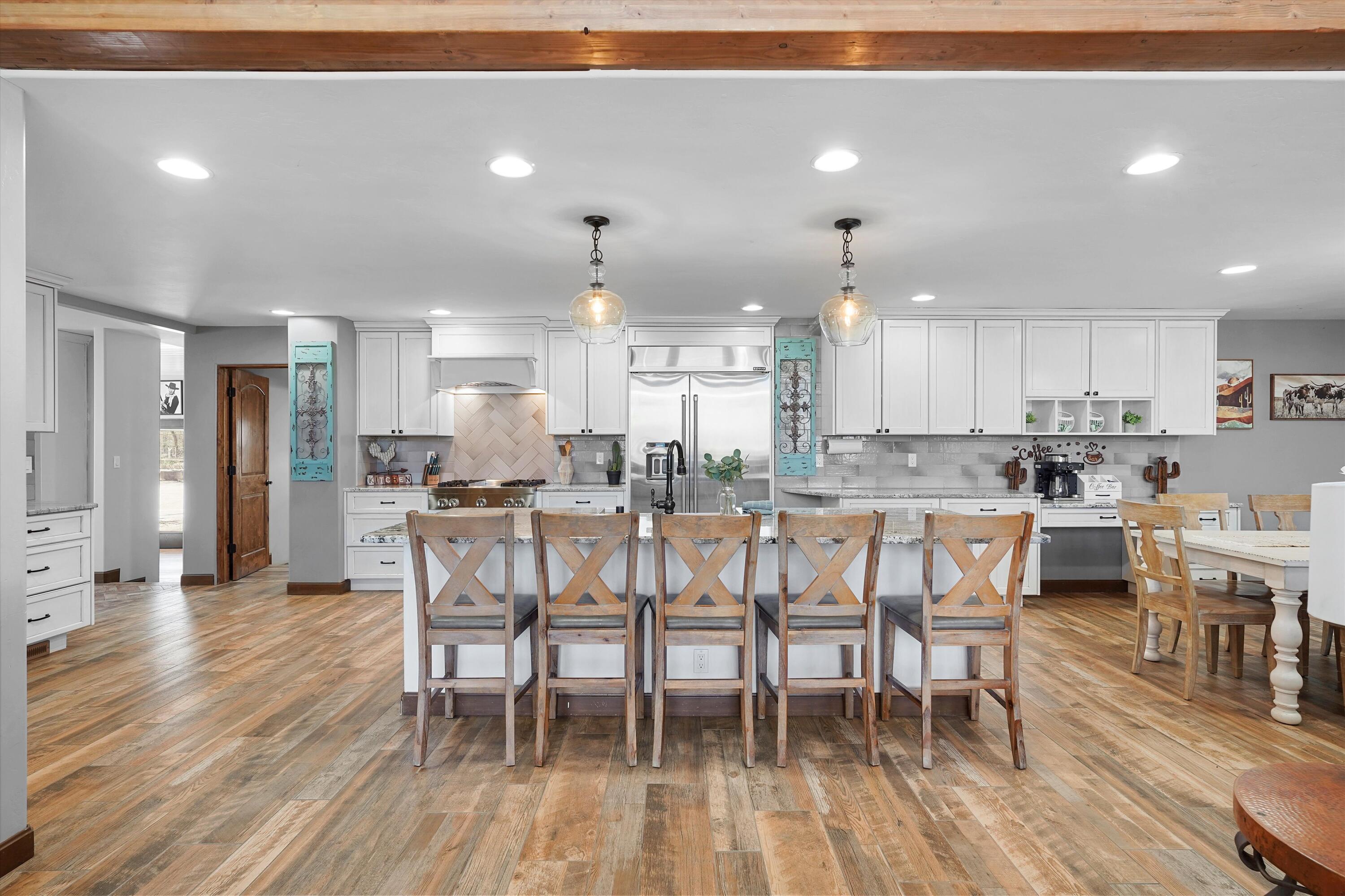 6735 Corrales Road Corrales, NM 87048 - Photo 32 of 130 Gallery Image 32