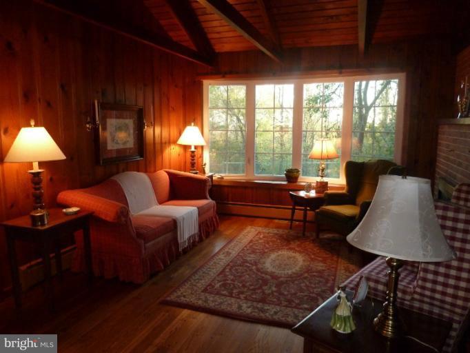 19219 Swinging Bridge Road Boonsboro, MD 21713 - Photo 17 of 22 Living Room