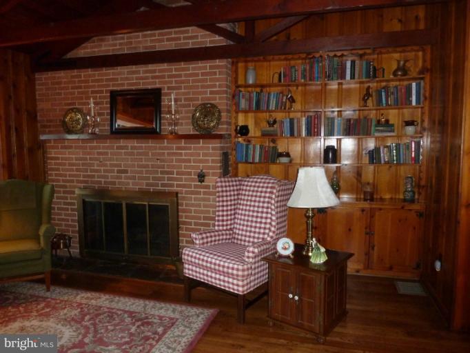 19219 Swinging Bridge Road Boonsboro, MD 21713 - Photo 19 of 22 Living Room