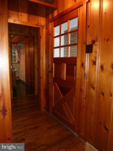 19219 Swinging Bridge Road Boonsboro, MD 21713 - Photo 5 of 22 Foyer