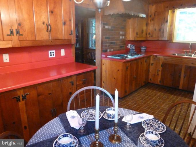19219 Swinging Bridge Road Boonsboro, MD 21713 - Photo 9 of 22 Kitchen