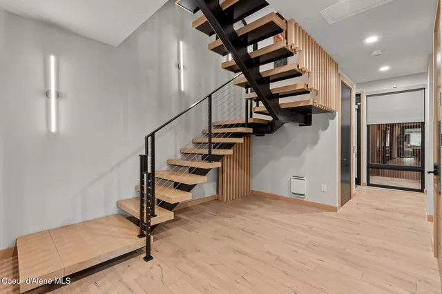 $2,275,000 | 804 East Lakeside Avenue, Coeur D'Alene, ID 83814