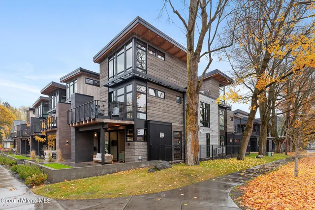 $2,275,000 | 804 East Lakeside Avenue, Coeur D'Alene, ID 83814