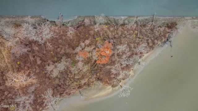 $415,000 | 65 Fox Street, Coeymans, NY 12158