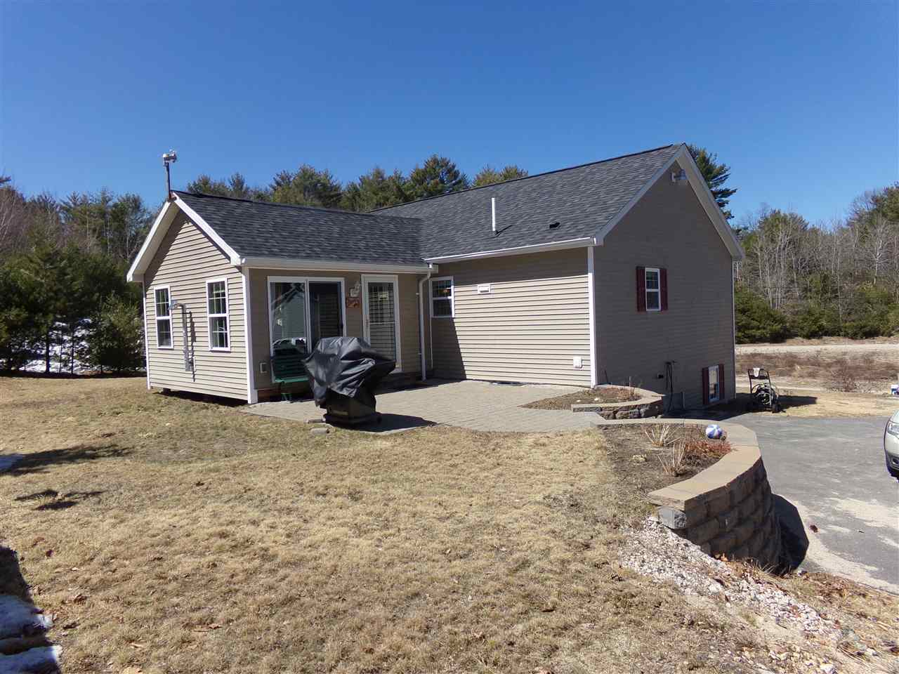 5 Benjamin Drive Ossipee, NH 03864 - Photo 3 of 29 Gallery Image 3
