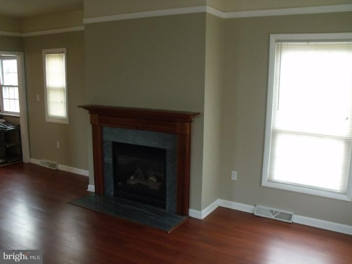 507 Harding Avenue Shillington, PA 19607 - Photo 7 of 25