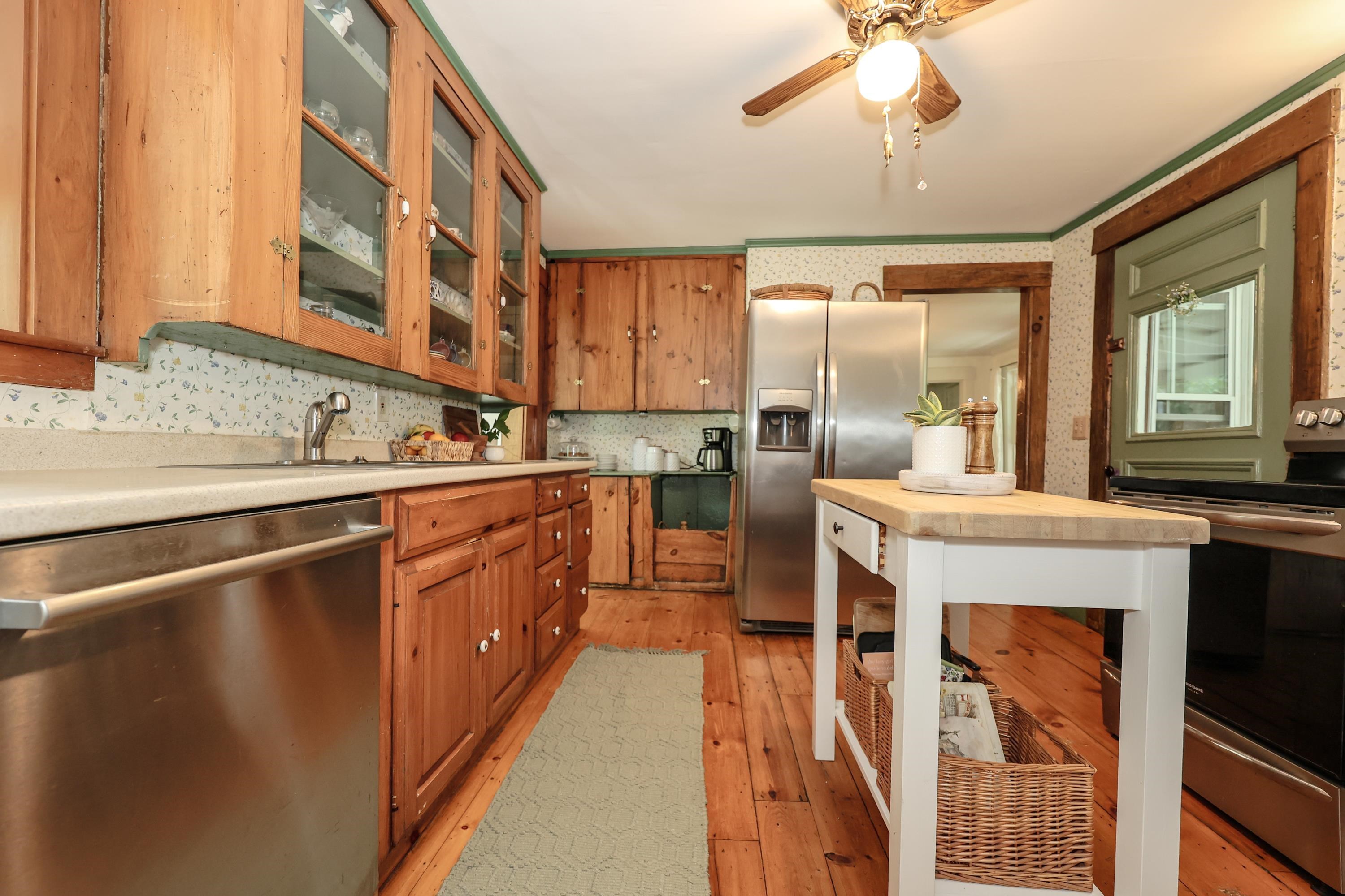 36 Long Pond Road Dunbarton, NH 03046 - Photo 7 of 34