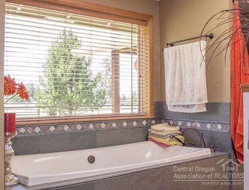 60475 Arnold Market Road Bend, OR 97702 - Photo 10 of 25 Additional Photo