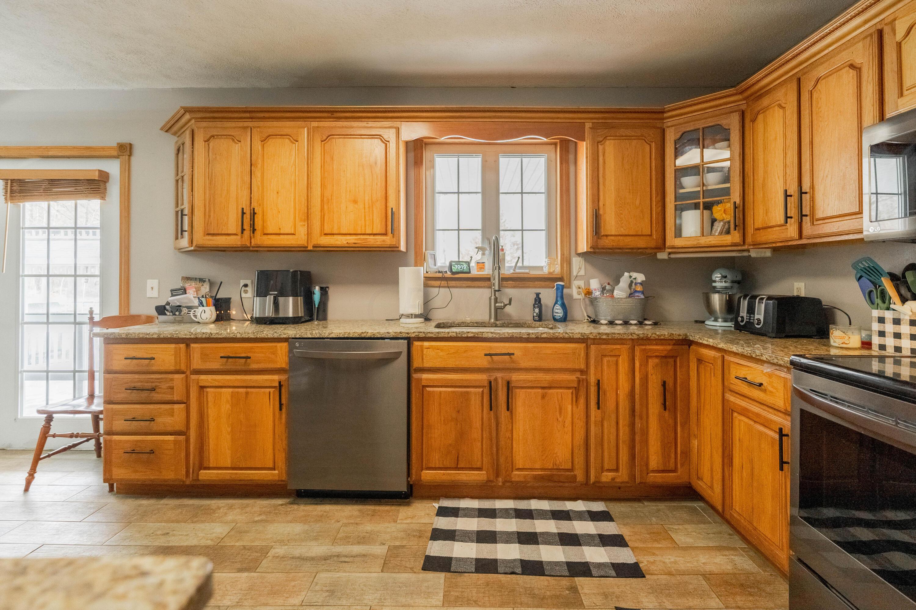 1384 Potts Hill Road Bainbridge, OH 45612 - Photo 4 of 66 DSC01265