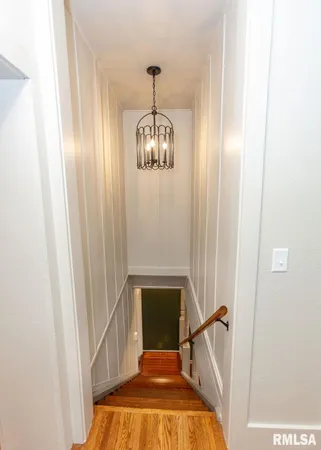 $367,900 | 302 South Darst Street, Eureka, IL 61530