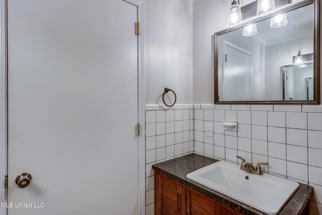 $219,500 | 5518 Gates Avenue, Long Beach, MS 39560