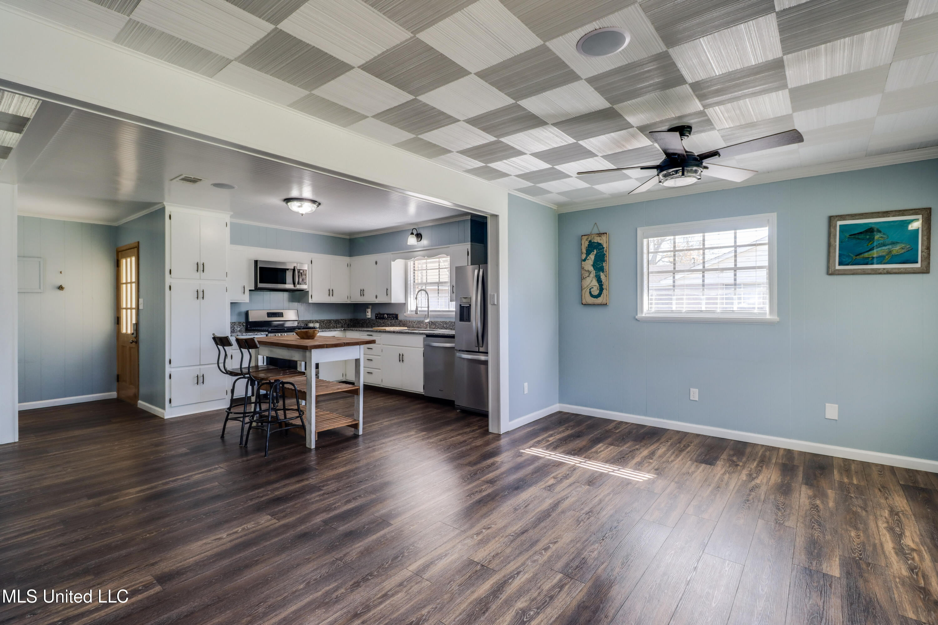 5518 Gates Avenue Long Beach, MS 39560 - Photo 8 of 28 IMG_1072-Edit