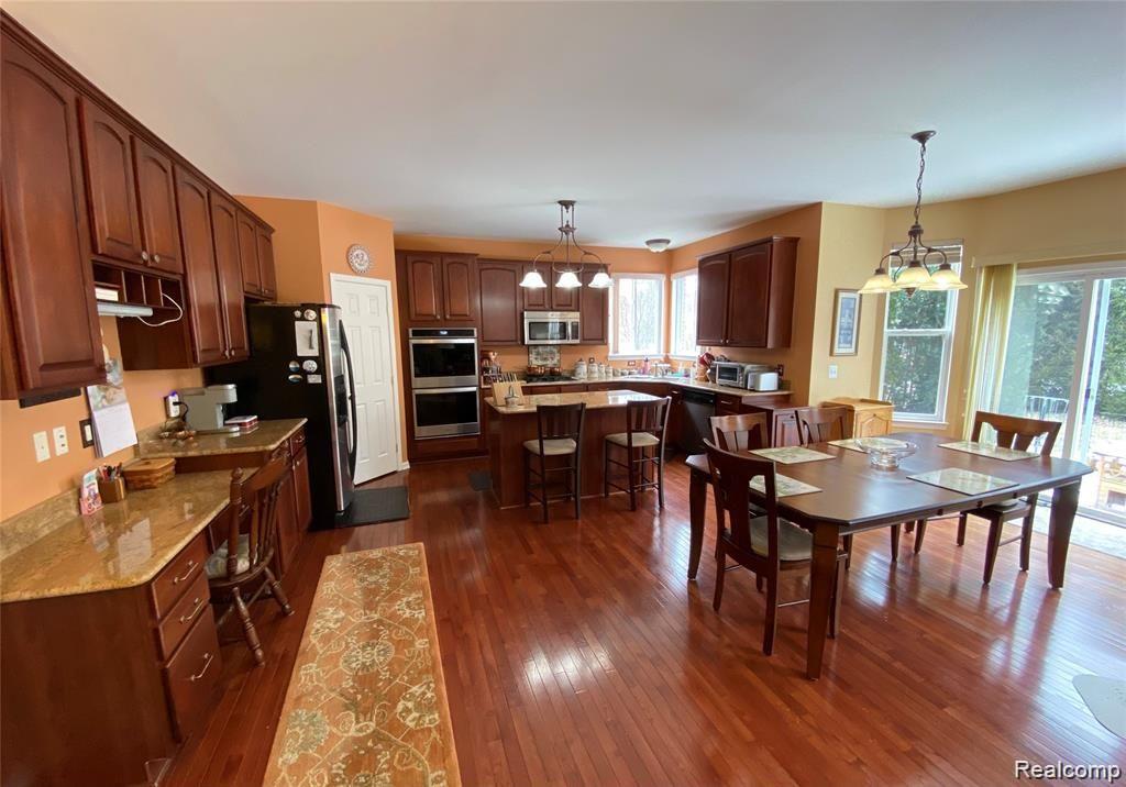 3310 Everett Drive Rochester, MI 48307 - Photo 6 of 16 image0.jpeg