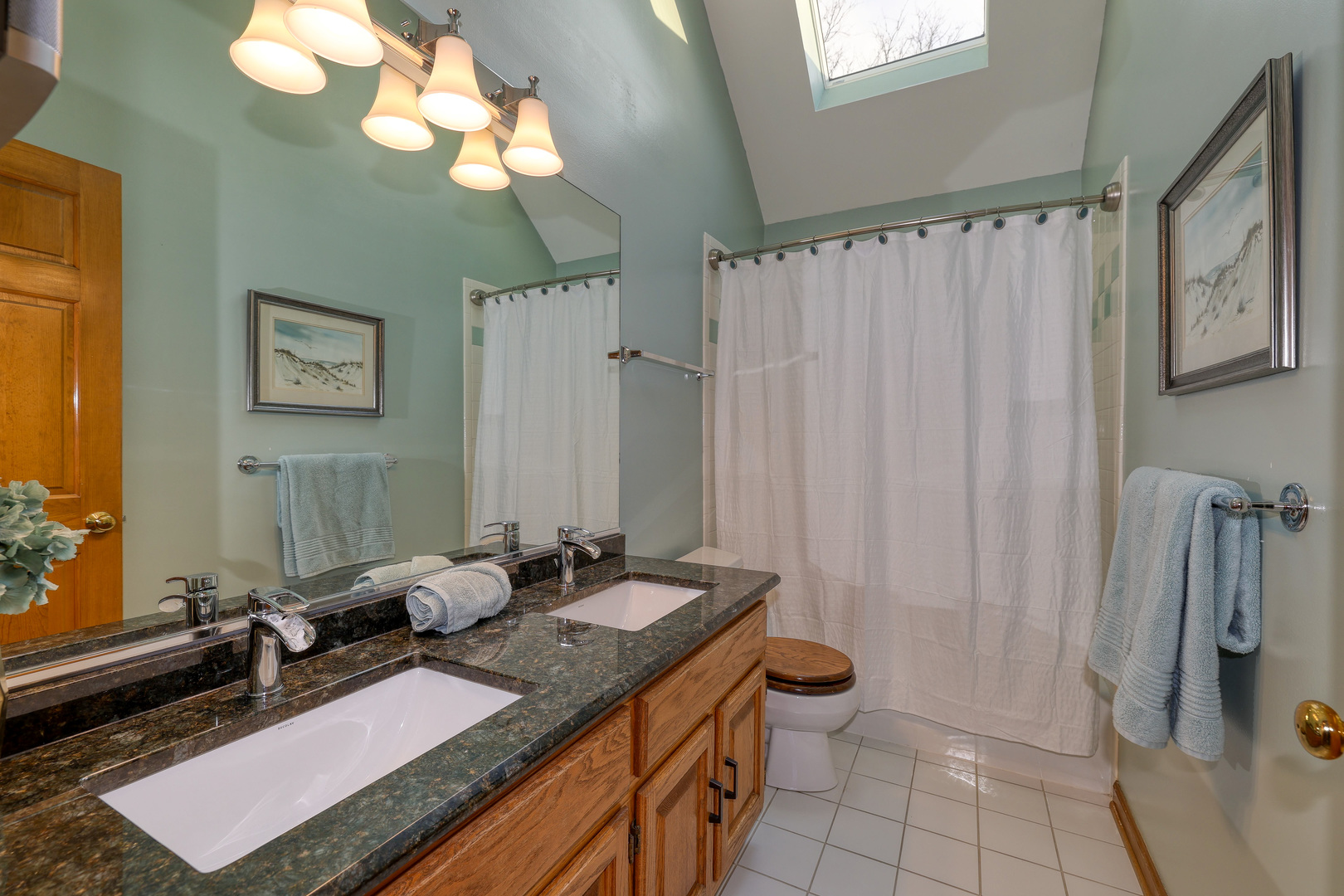 990 Danforth Drive Batavia, IL 60510 - Photo 31 of 46 Gallery Image 31
