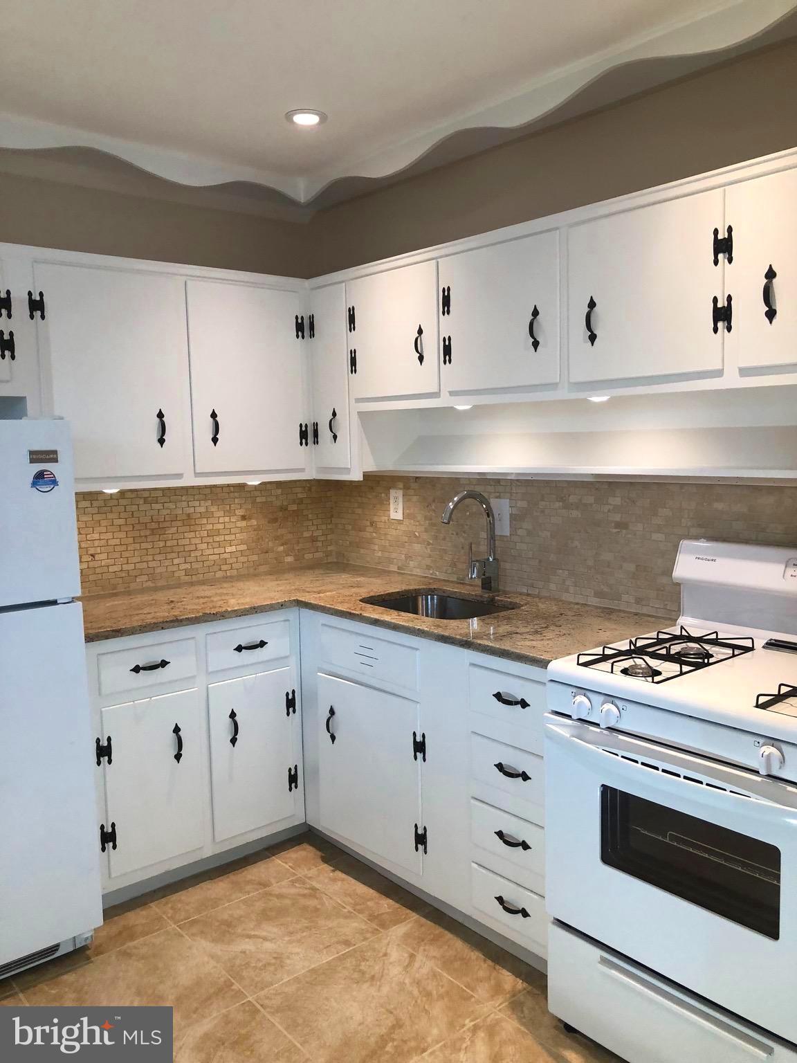 1002 Gabel Street Silver Spring, MD 20901 - Photo 3 of 30 Kitchen