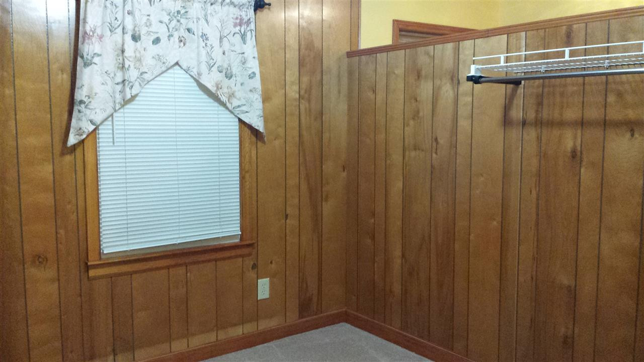 220 Paceville Road Selma, NC 27576 - Photo 14 of 17 Office