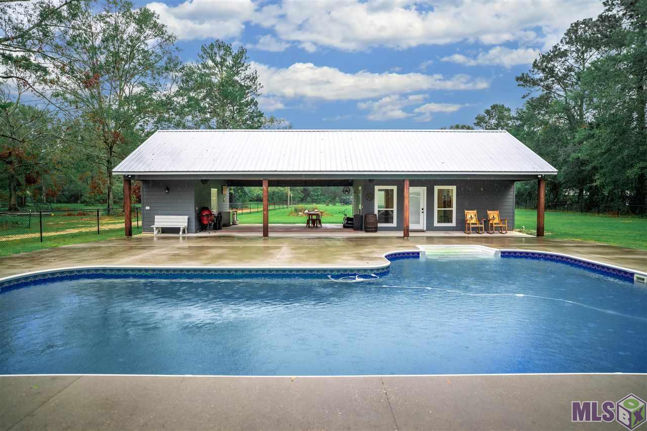 18703 McLin Road Livingston, LA 70754 - Photo 1 of 35 Gallery Image 1