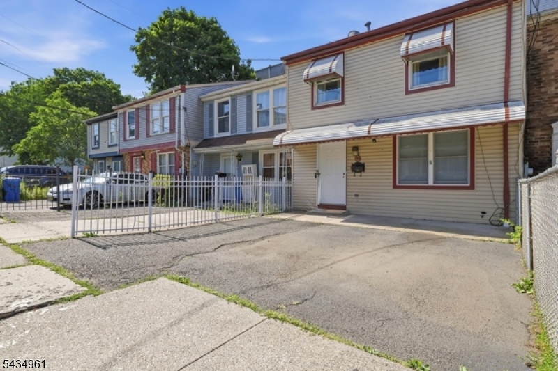 142 Pearl Street Paterson, NJ 07501 - Photo 20 of 20