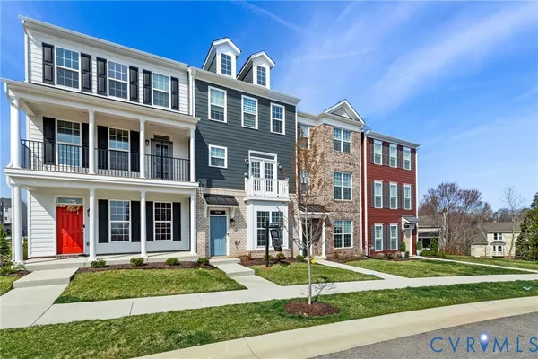 $469,500 | 13756 Village View Drive, Midlothian, VA 23114