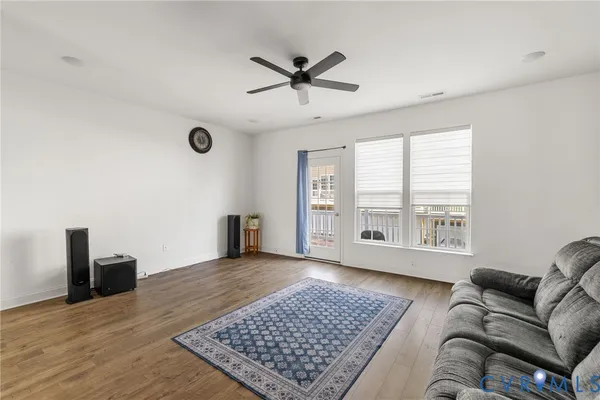 $469,500 | 13756 Village View Drive, Midlothian, VA 23114