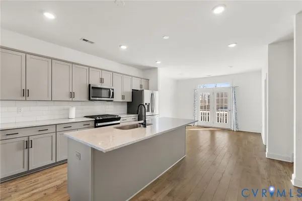 $469,500 | 13756 Village View Drive, Midlothian, VA 23114