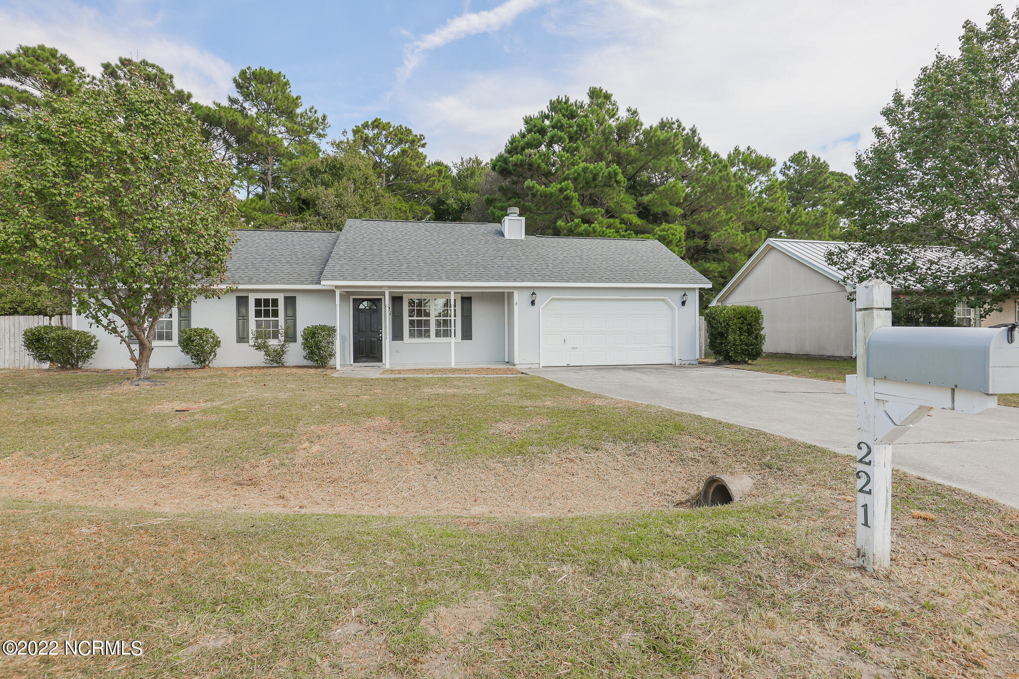 221 Parnell Road Hubert, NC 28539 - Photo 1 of 37 221 Parnell-03