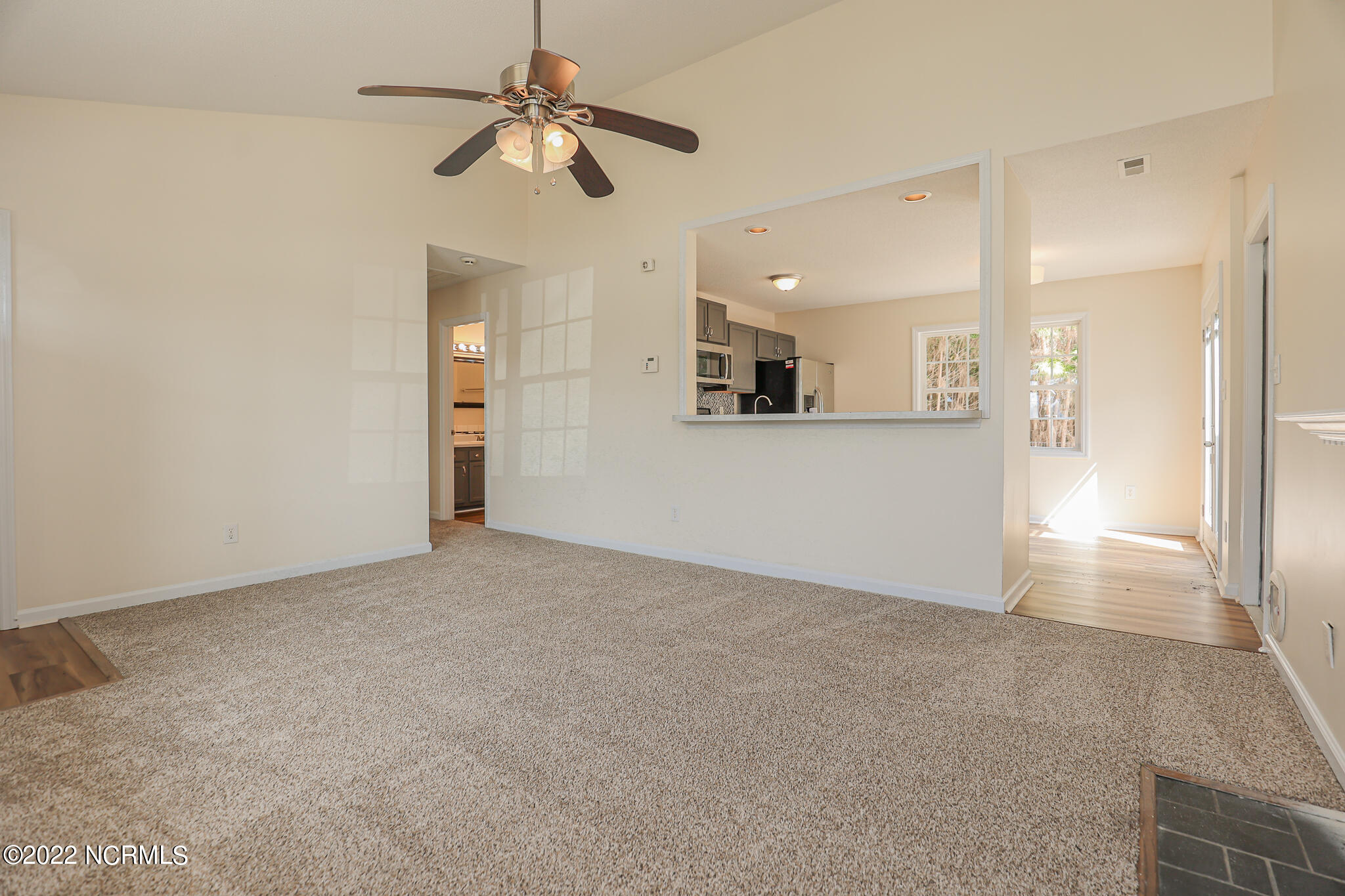 221 Parnell Road Hubert, NC 28539 - Photo 11 of 37 221 Parnell-08